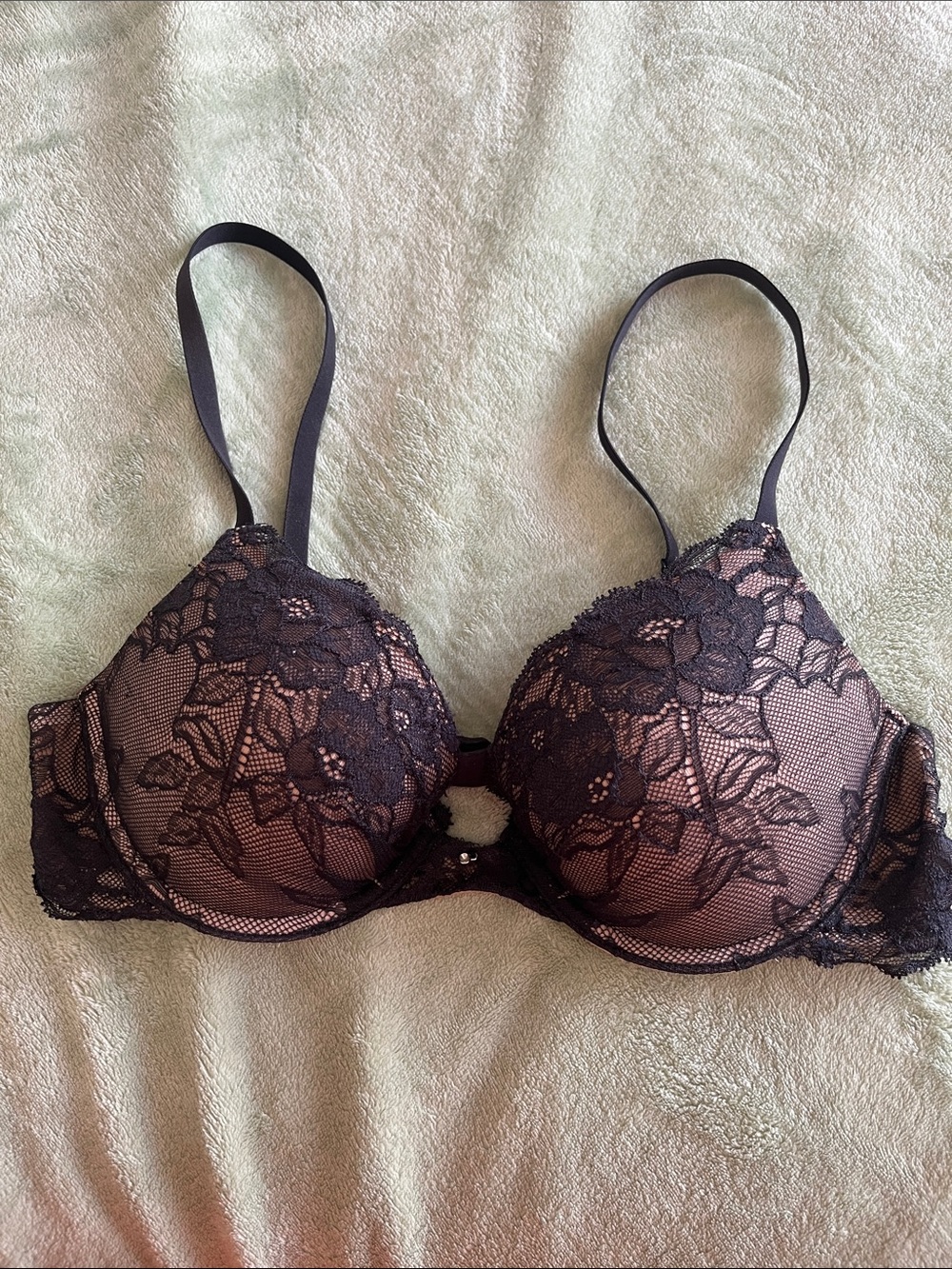Maidenform Black Lace Padded Push-Up Bra Nude Lining 36B